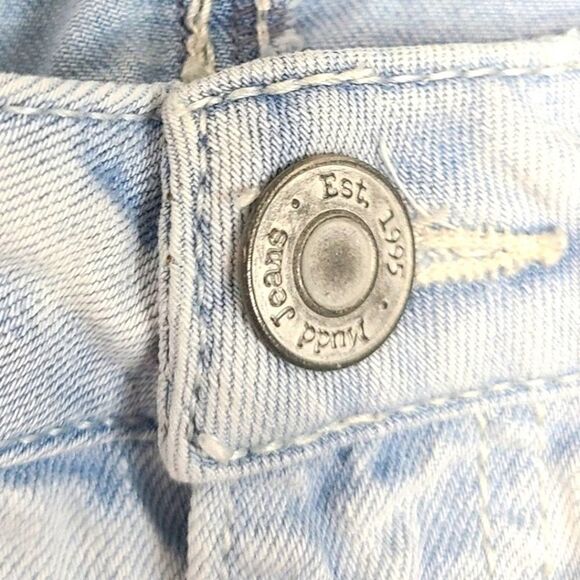 Mudd Tomboy CroppedĀ FloralāDistressedāJeansāSizeā15 - Picture 5 of 9